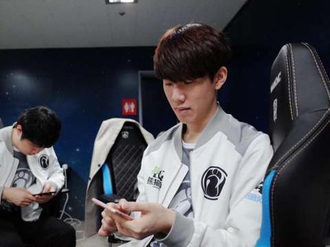 Pyosik谈出走海外：LCK没队要我了，要提高LCS赛区的水准了！