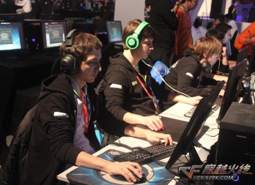 【视频】7月12日LPL夏季赛战果：EDG一骑绝尘，FPX跻身前三