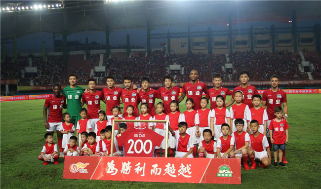 数据里程碑：Xiaohu达成LPL出场900次成就
