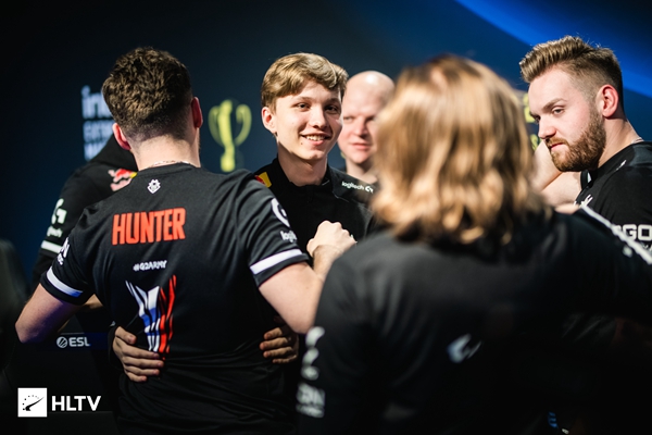 上海Major美洲RMR：进入最后一轮 FURIA Esports Esports 2-0 淘汰 9z